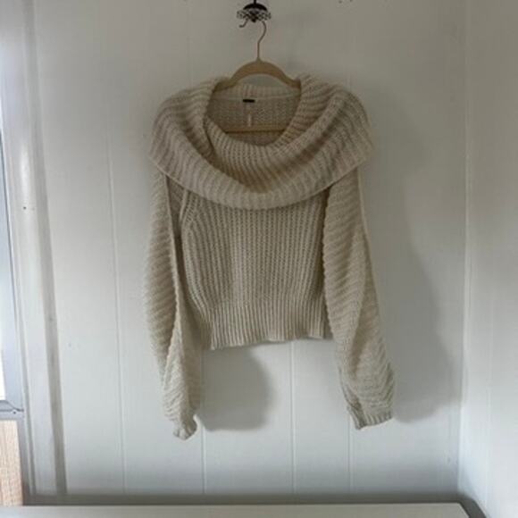 Free People Cowl Neck Turtle Neck Ivory Soft Sweater - Picture 7 of 13